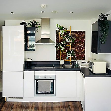 Cotton Apartment Chinatown Central Stay เบอร์มิงแฮม ภายนอก รูปภาพ