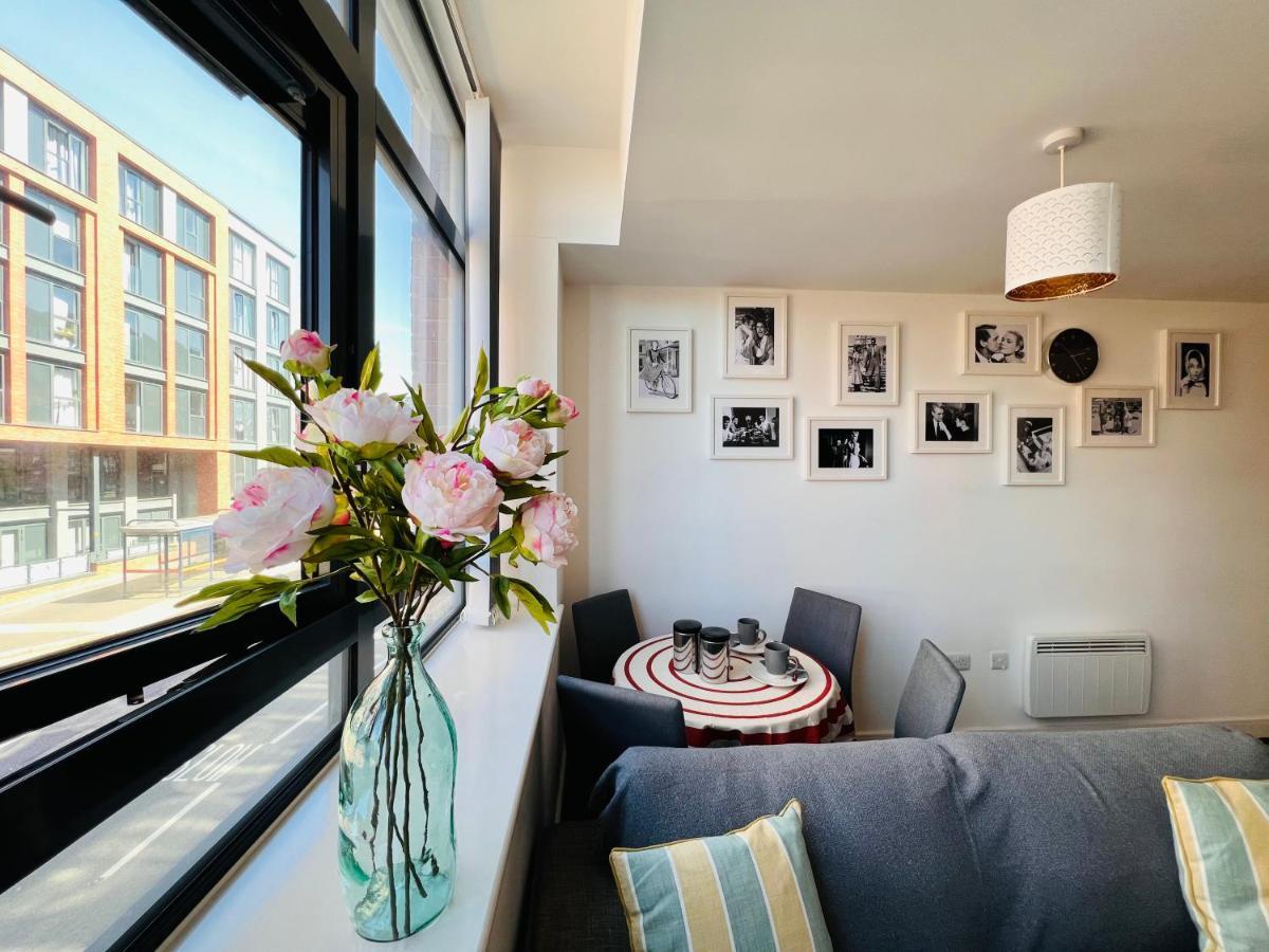 Cotton Apartment Chinatown Central Stay เบอร์มิงแฮม ภายนอก รูปภาพ