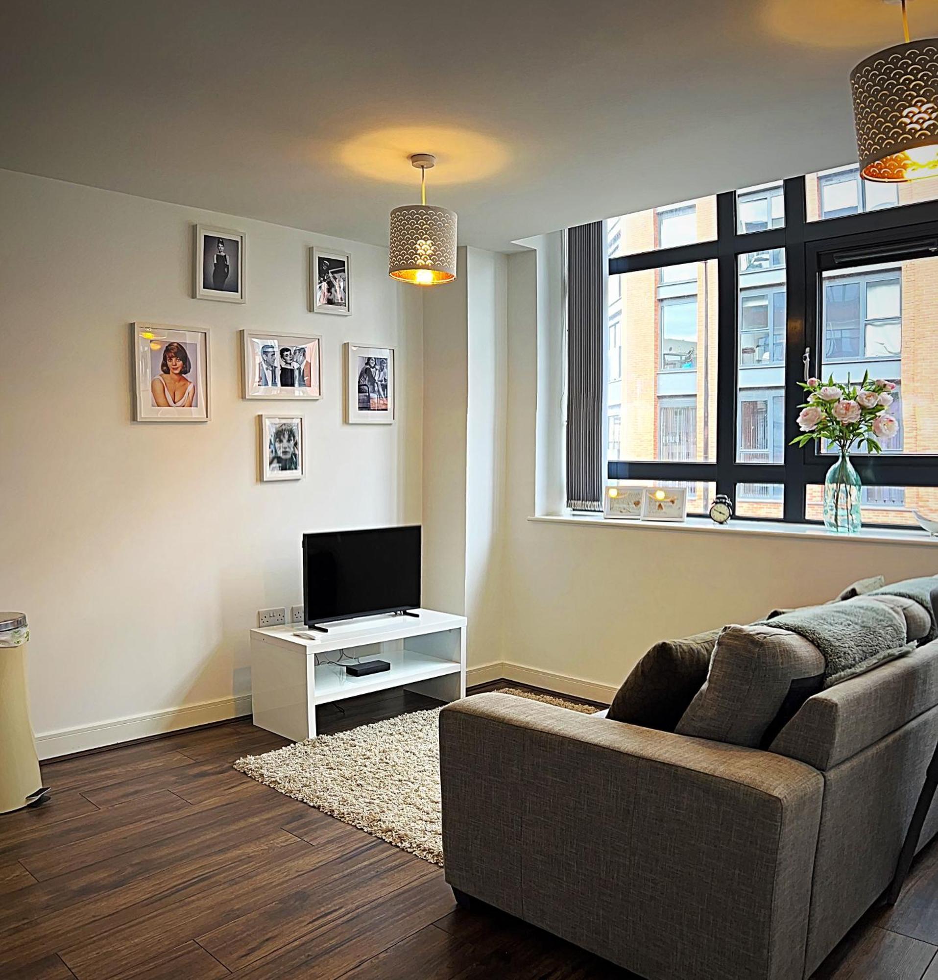 Cotton Apartment Chinatown Central Stay เบอร์มิงแฮม ภายนอก รูปภาพ